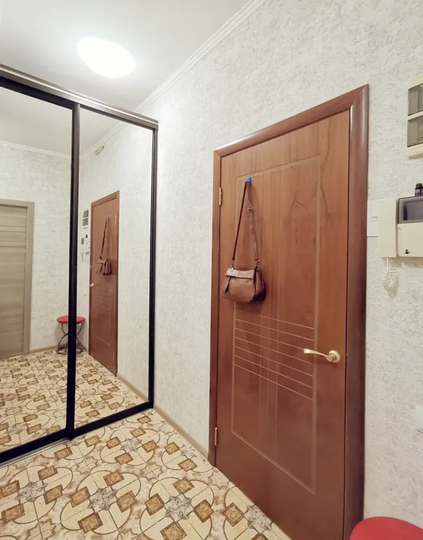 Солнечная квартира с видом на город