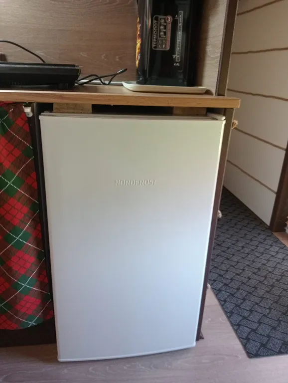 Коттедж Уютный, зимний эко-дом Сафари с потрясающим видом на ручей и лес — Зеленая Роща