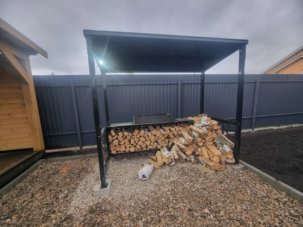 Дом с джакузи под открытым небом