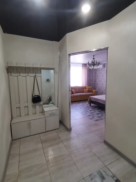 Просторная квартира-студия в Лазурном