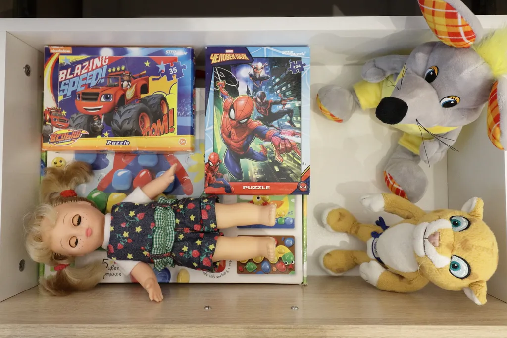 Центр Юго-Запада рядом с Большим Глобусом и Макдональдсом