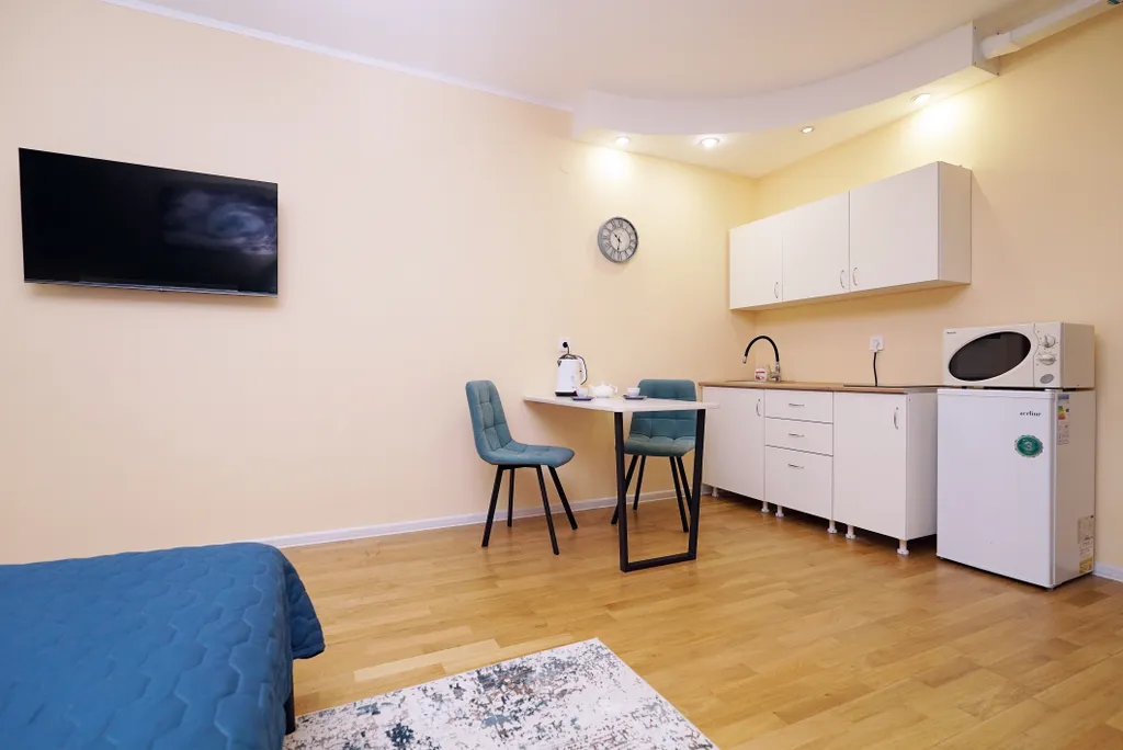 Уютная студия с современным ремонтом в оживлённом районе