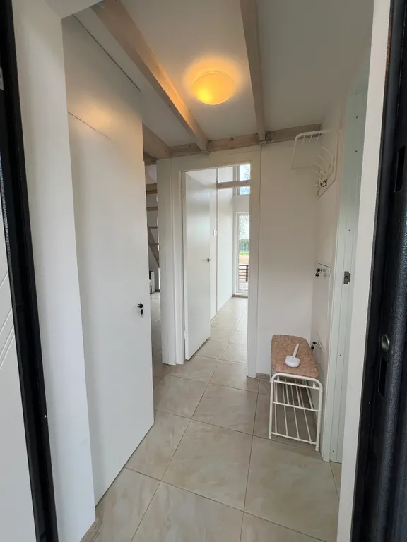 Коттедж Современный и уютным домик на берегу озера — Правдино