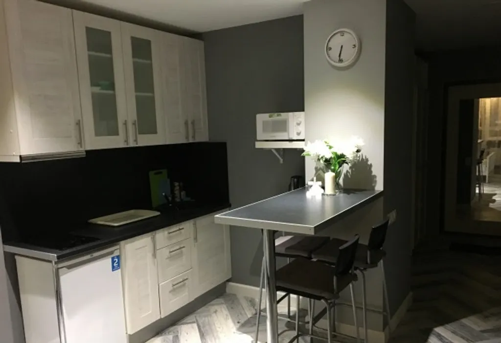 Студия ЖК Менделеев