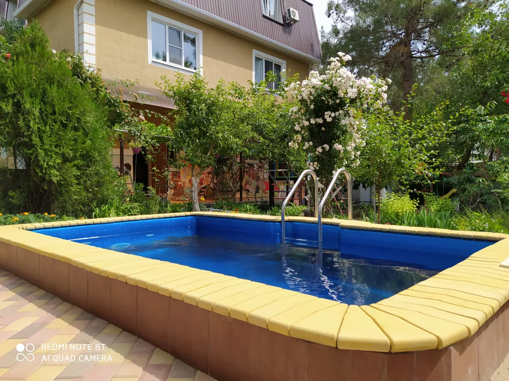 Квартира 3-х местная комната в доме с бассейном — аренда посуточно в Геленджик