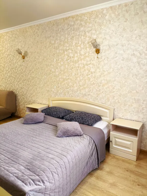 Просторная двухкомнатная квартира с балконом — аренда посуточно в Люберцы