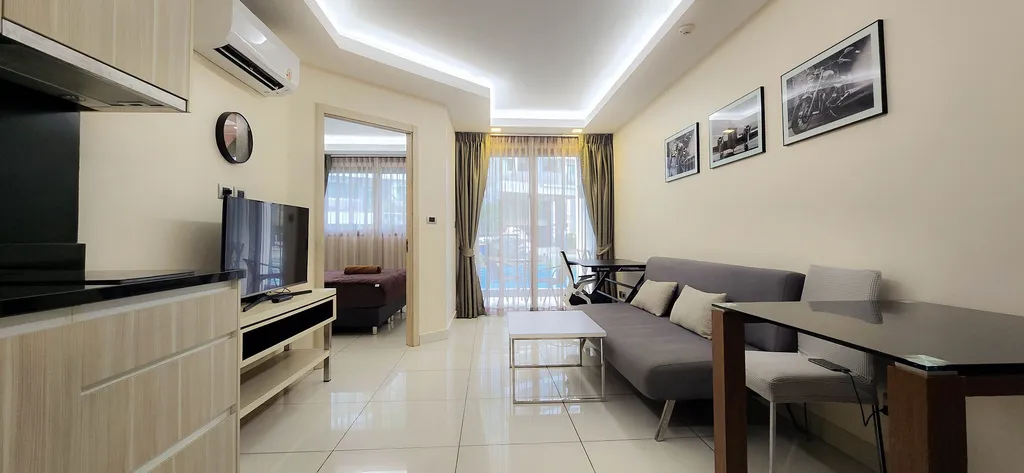 Комфортная квартира с выходом в бассейн — аренда посуточно в Паттайя