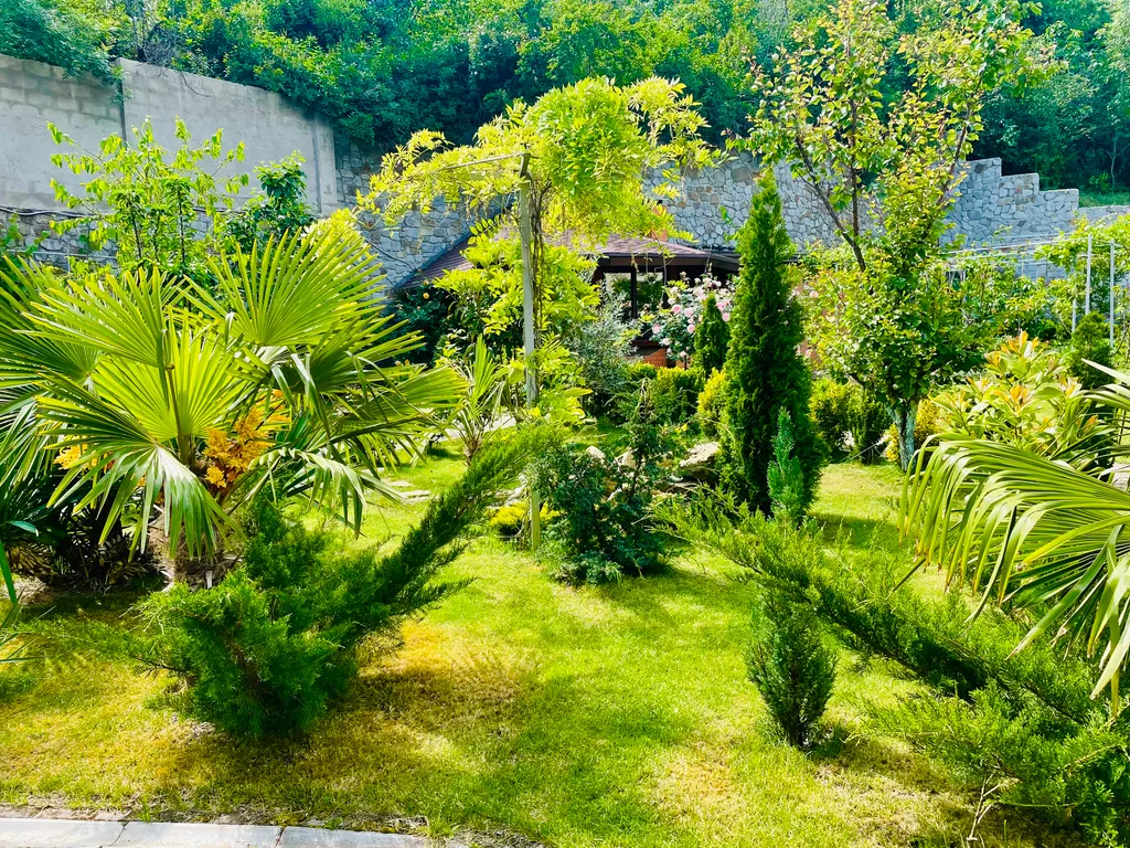 SPA-дом в Ялте. Бассейн круглый год, сауна, 10 соток рая+треккинг.