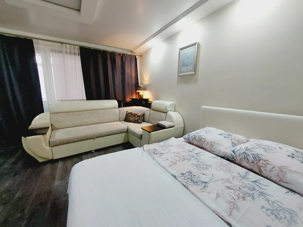 Квартира Отличная тёплая квартира — Омск