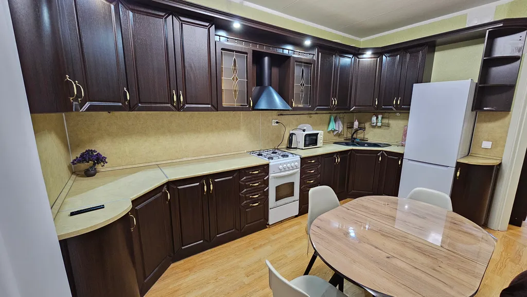 Апартамент Ботаника