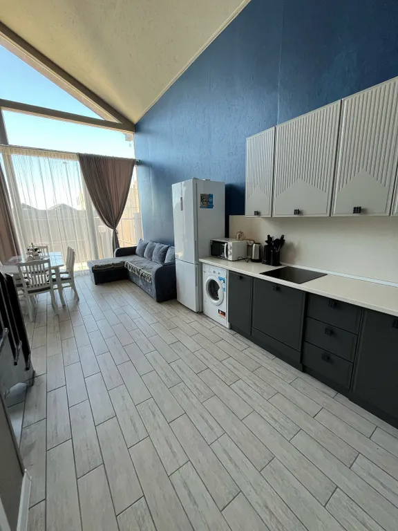 Домик у моря