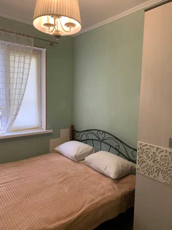 Просторная, уютная трёхкомнатная квартира в центре Пицунды