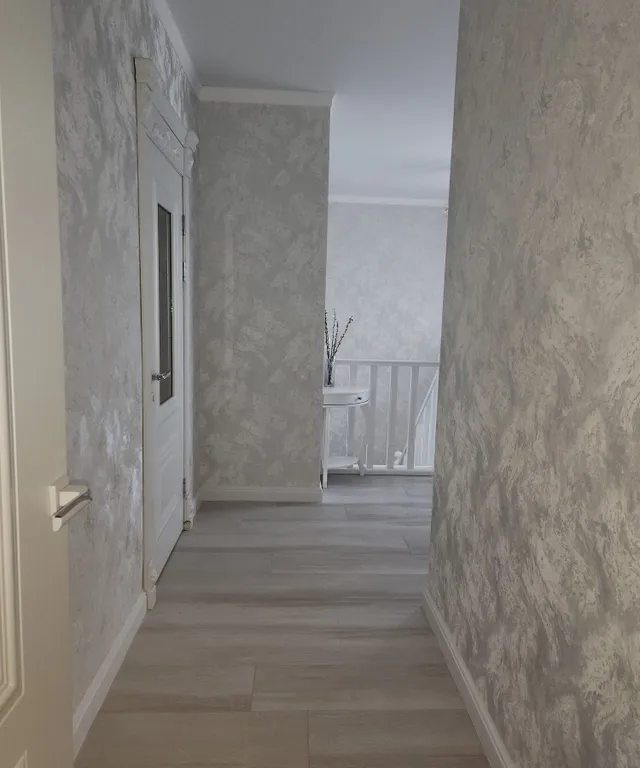 Большой дом с видом на гору