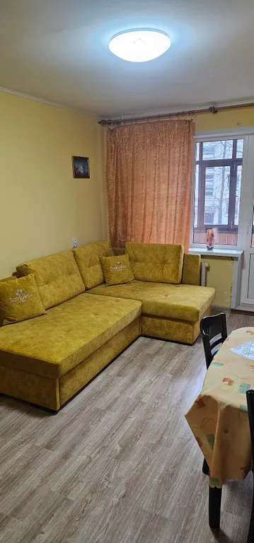 Уютная двухкомнатная квартира — аренда посуточно в Брянск