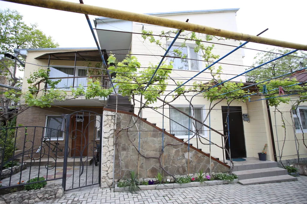 Квартира Уютная комната №1 в центре города — аренда посуточно в Феодосия