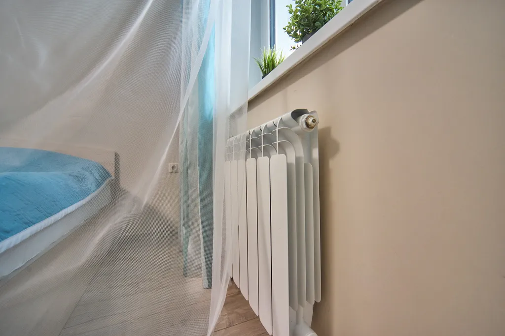 Вид на реку и крокус