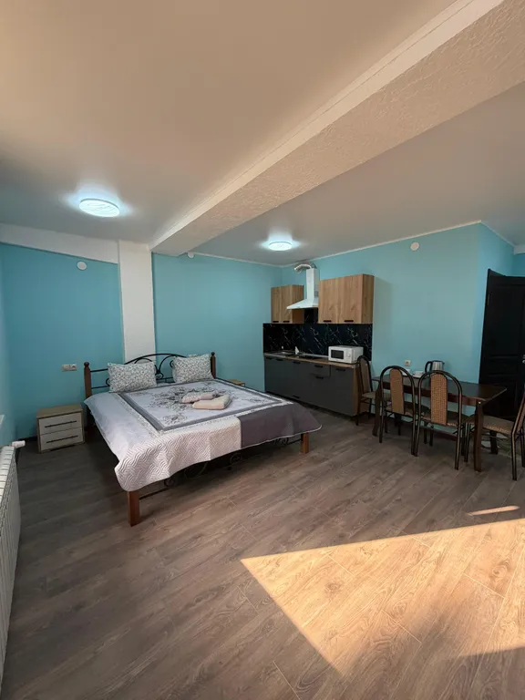 Уютная квартира с видом на горы: всё рядом