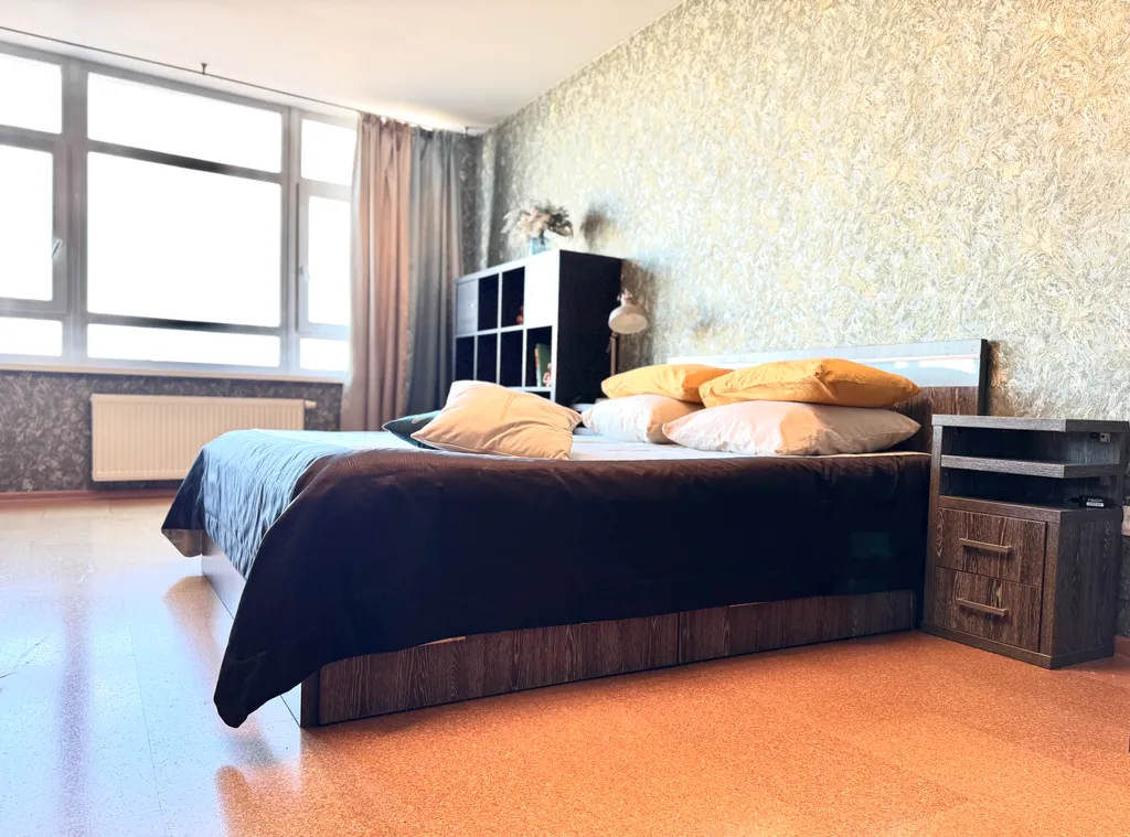 Комфортная двухкомнатная квартира на 23 этаже