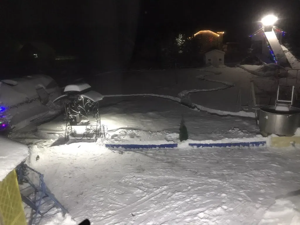 Дом с видом на лес и речку