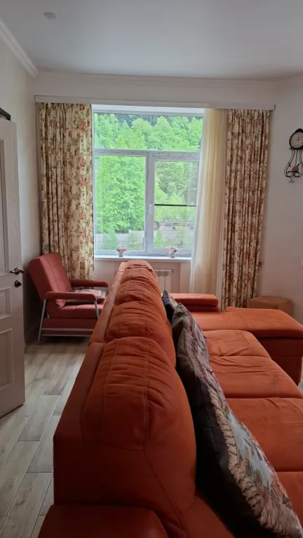 Уютные апартаменты в центре с панорамным видом на горы