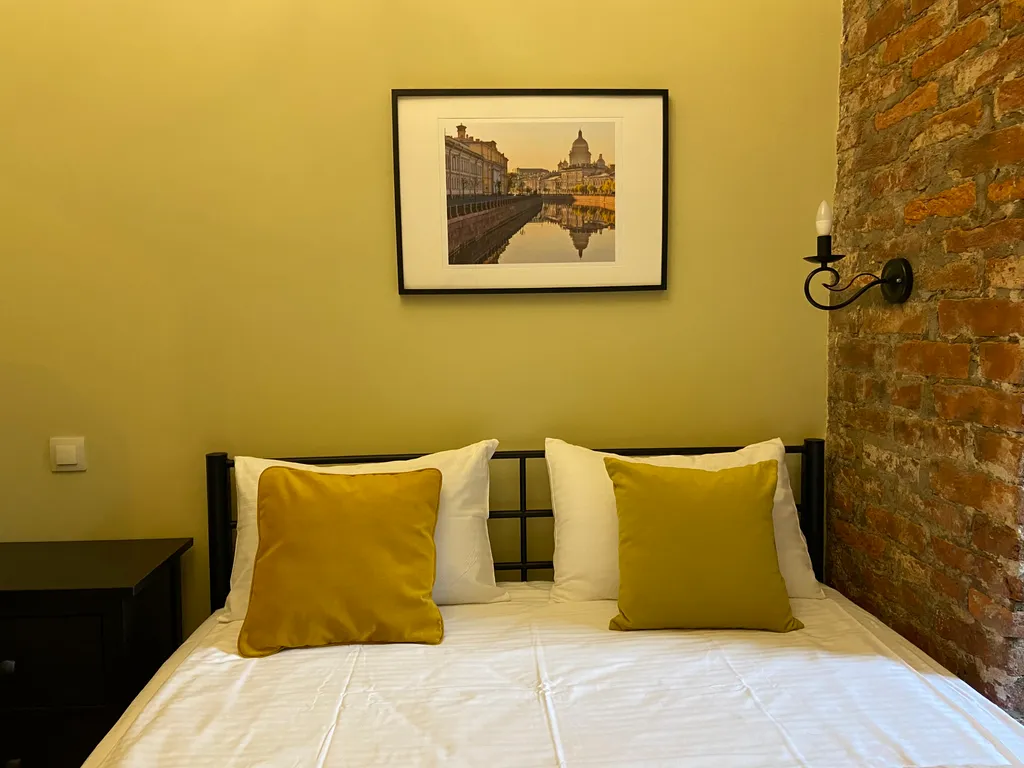 Квартира 4-комнатная Квартира — Санкт-Петербург