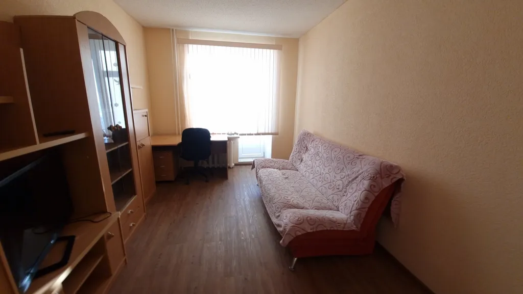 Хорошая просторная большая квартира для семьи или командировочных