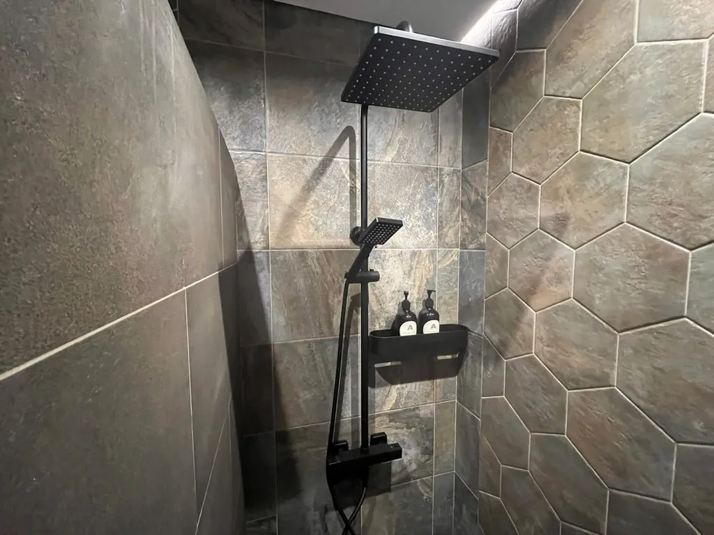 Апартаменты с видом на реку, проектором и игровой приставкой PS4