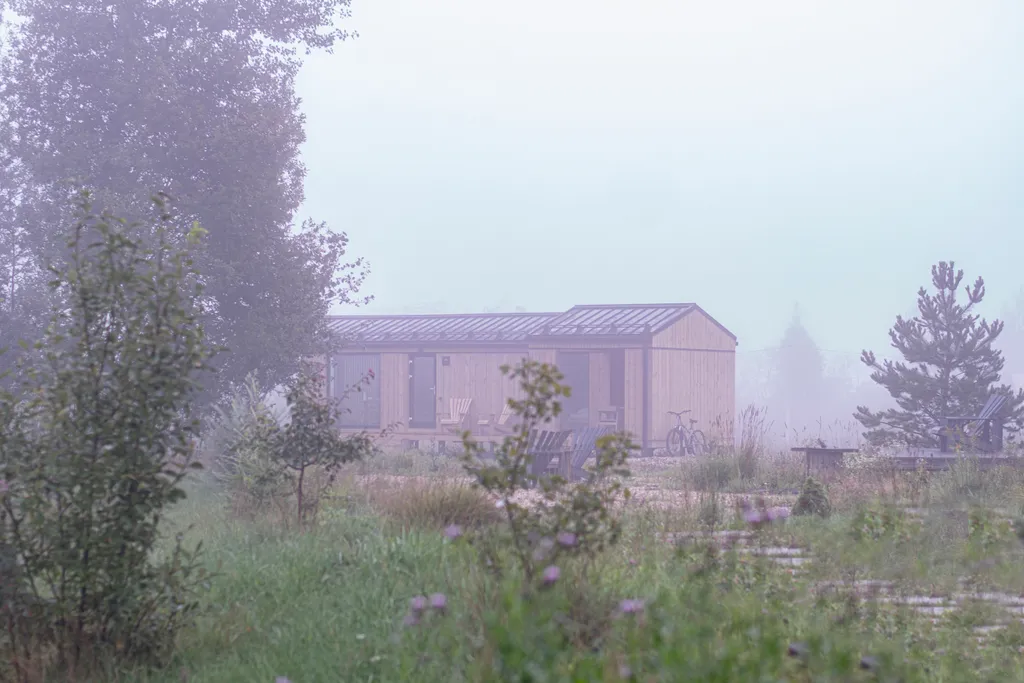 Светлый , гостеприимный гостевой дом Barn Petya