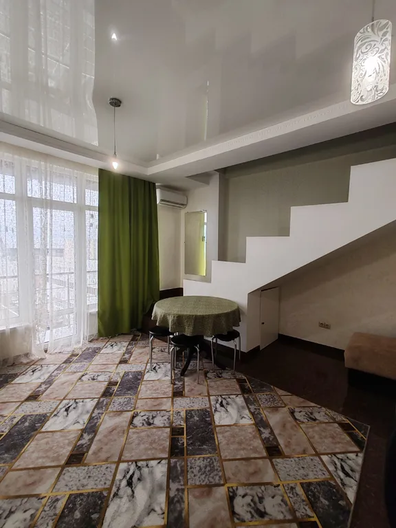 Двухуровневая квартира с видом на море