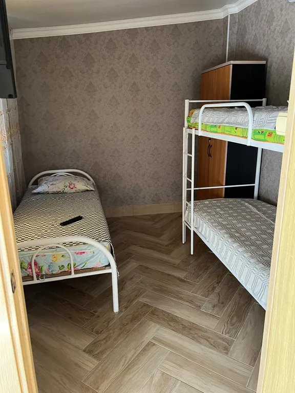 Коттедж Домик под ключ в общем дворе — Анапа