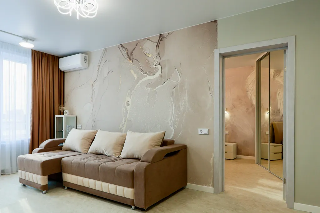 Двухкомнатная с балконом в новом доме