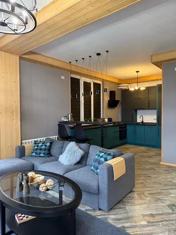 Апартаменты с двумя балконами