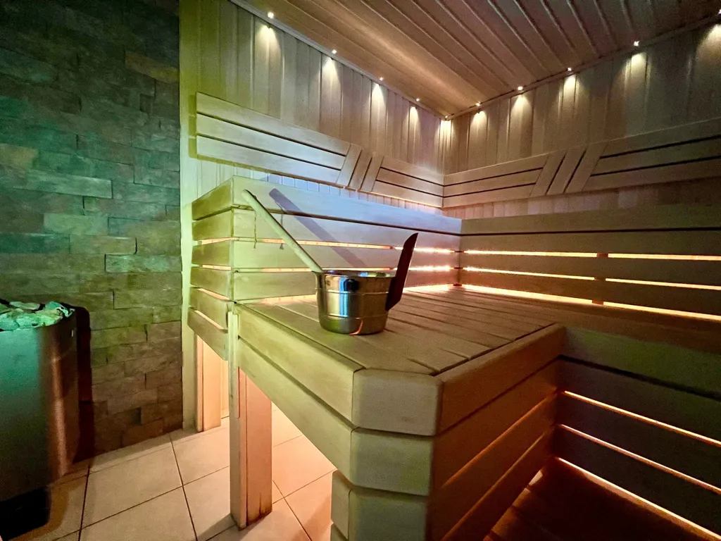 Дом номер 4 на озере Лунном