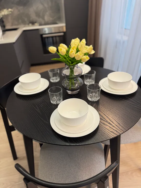 Квартира с видом на лес в центре города