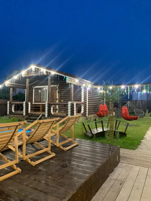 Сруб большой второй этаж с балконом и видом на бассейн