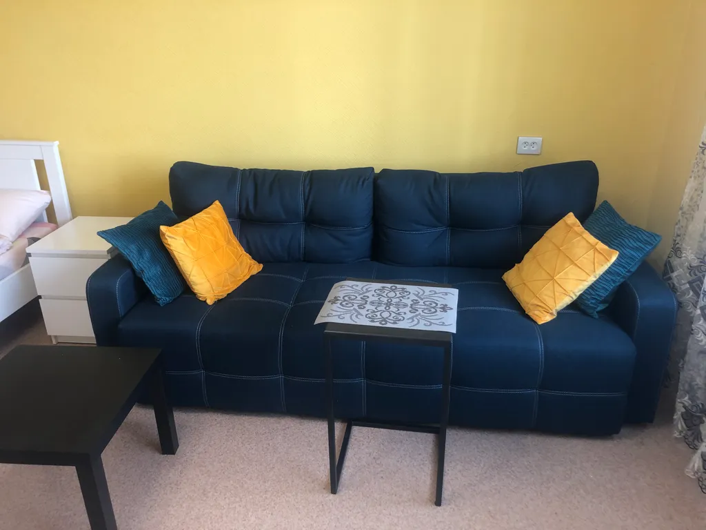 Сдается уютная однокомнатная квартира на последнем (11-м) этаже