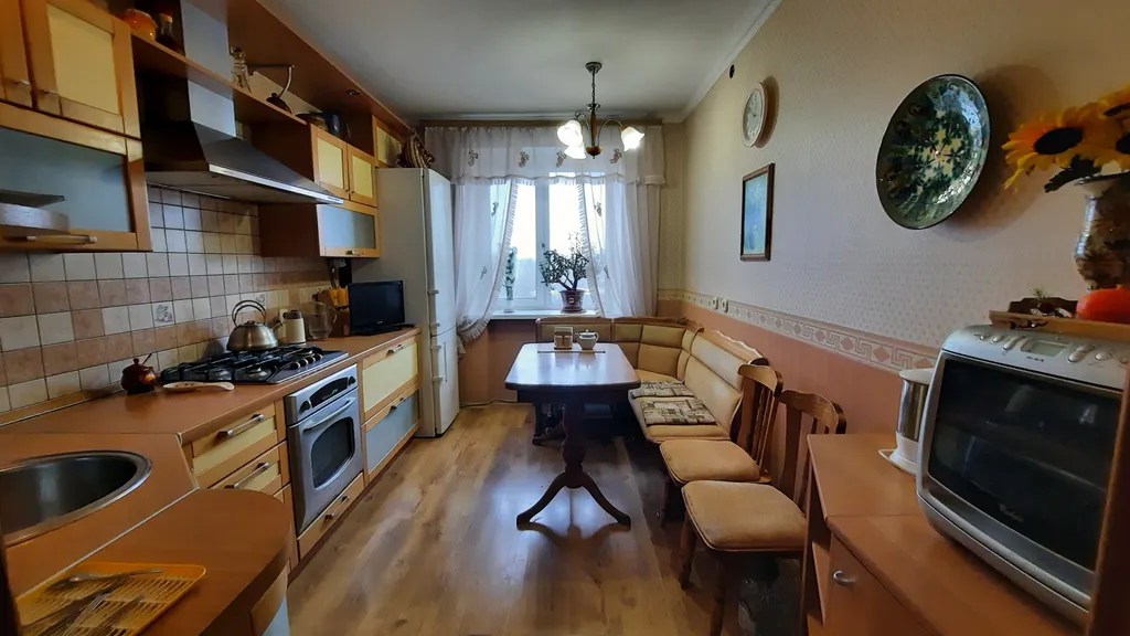 Уютная просторная 3-х комнатная квартира в зелёном микрорайоне