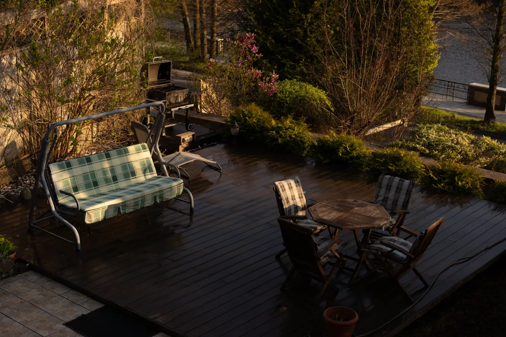 Особняк на берегу Тихого озера