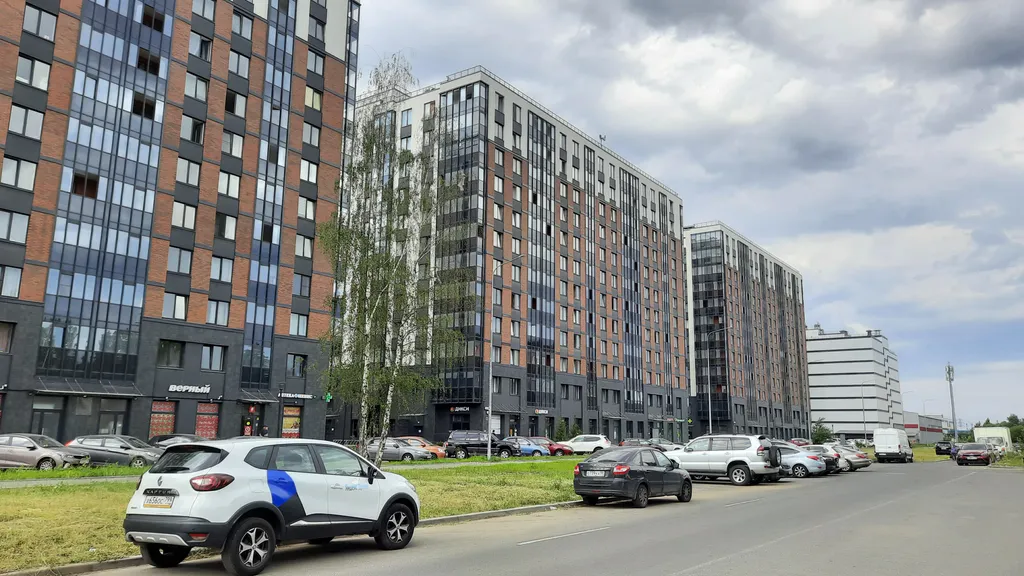 Талисман удачи у метро Московская и аэропорта