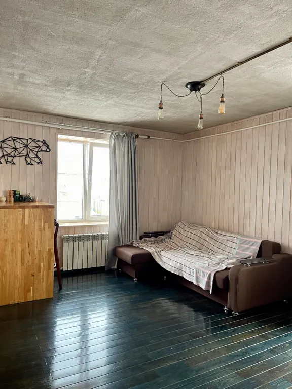 Квартира-студия с видом на действующий вулкан