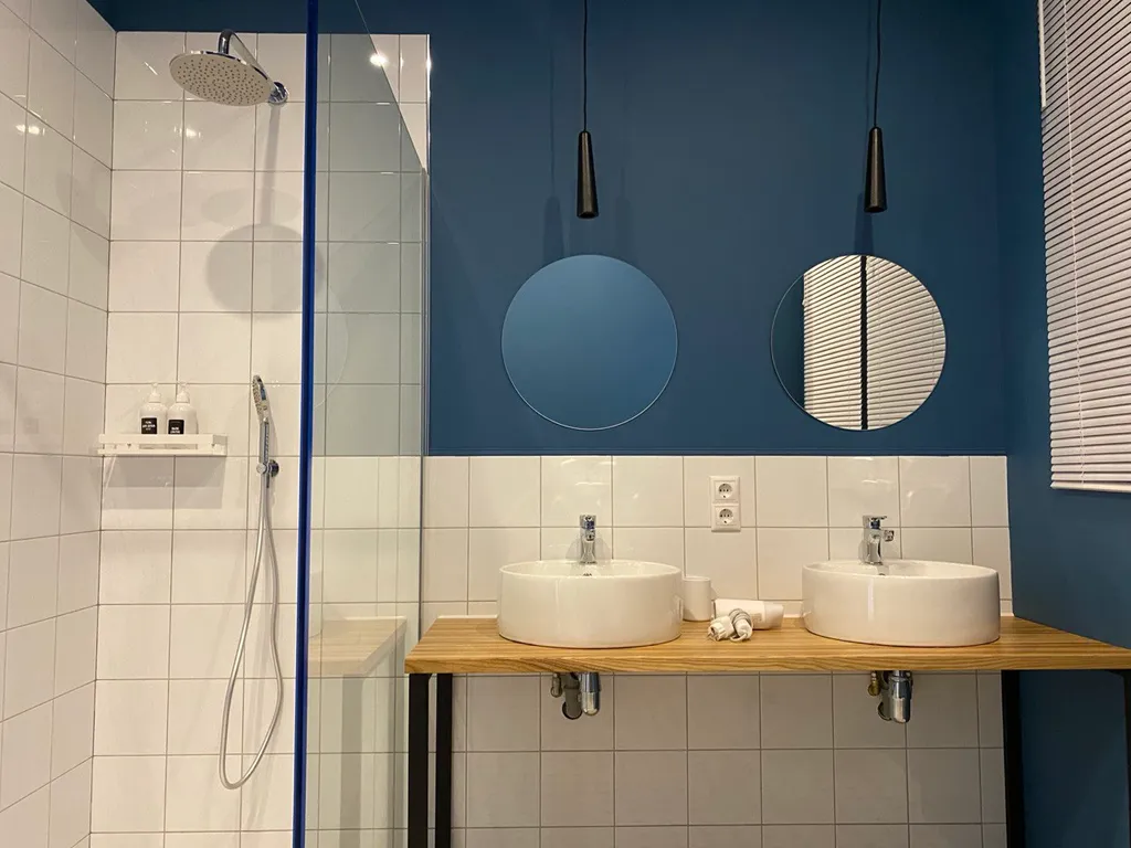 Роскошная трехкомнатная квартира для 6 гостей на Васильевском острове