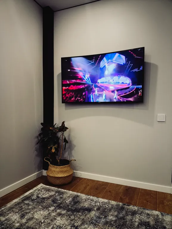 Studio apartment with designer renovation in the center of Pervomayska