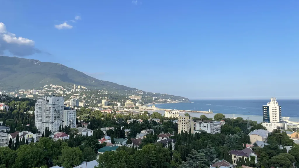 Шикарная видовая квартира в центре