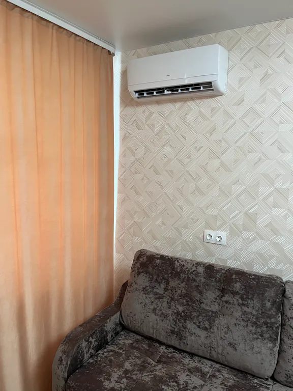 Однокомнатная с кондиционером на Таможне