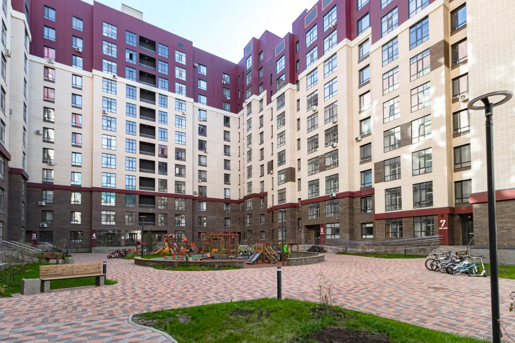 Grand Champion Central Stay