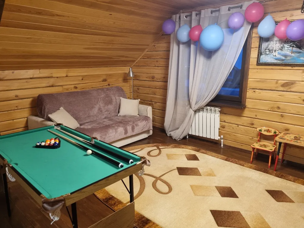 Уютный деревянный дом с баней