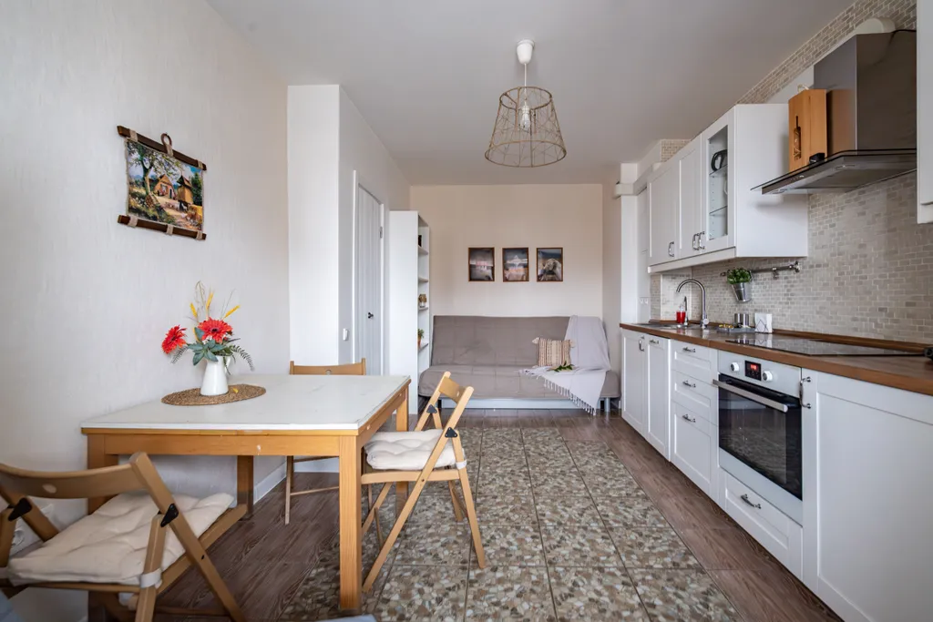 Евродвушка у метро Парнас для 5 || Сатин Хоум апарт