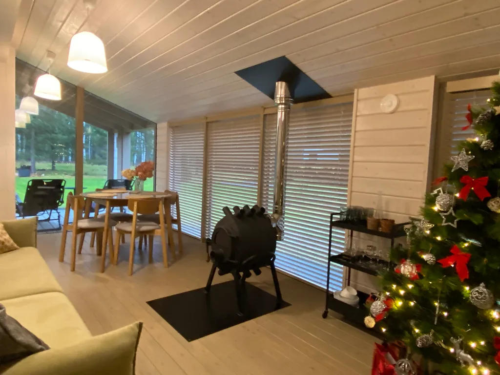 Дом с видом на лес