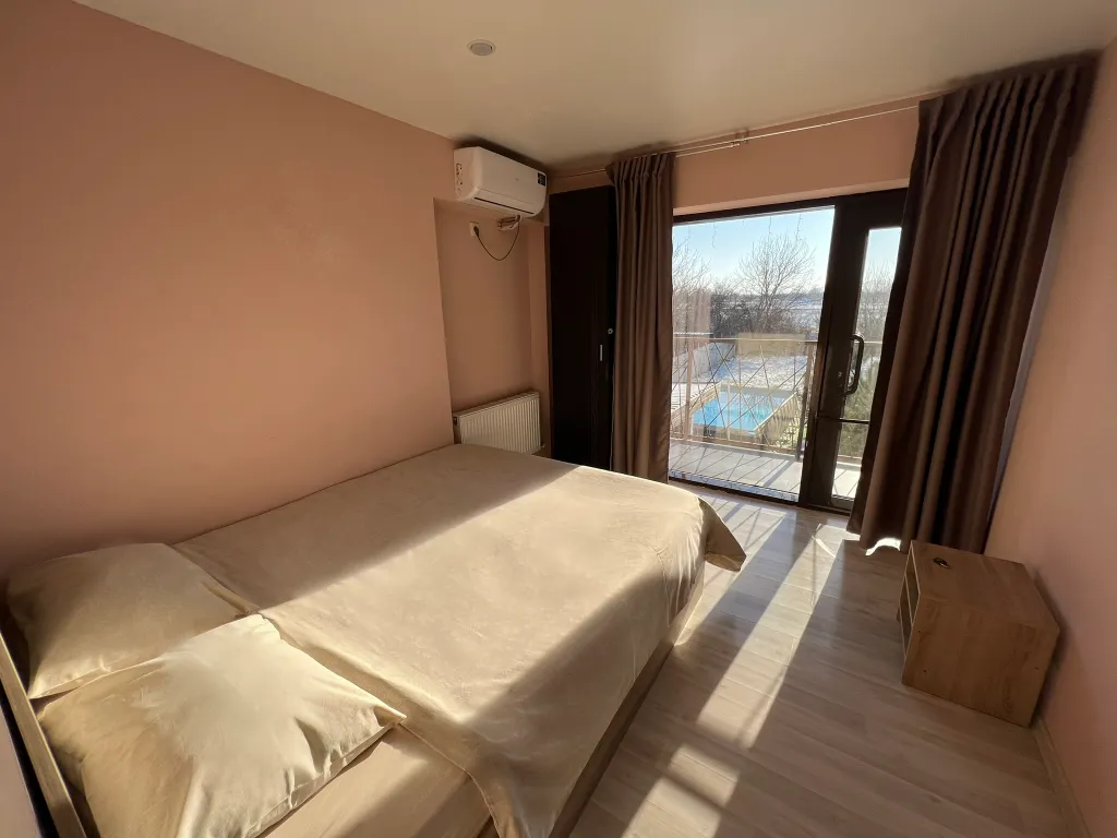 Коттедж Вилла на берегу реки Кубань с бассейном, баней, банным чаном — Елизаветинская