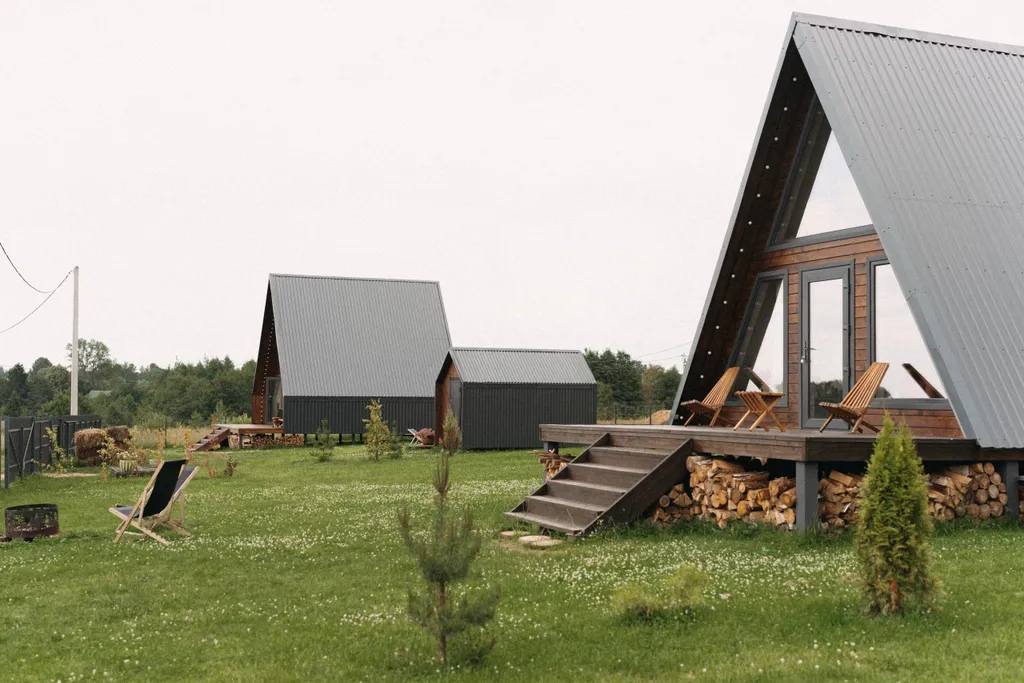 Видовой а-фрейм на берегу реки Нерль